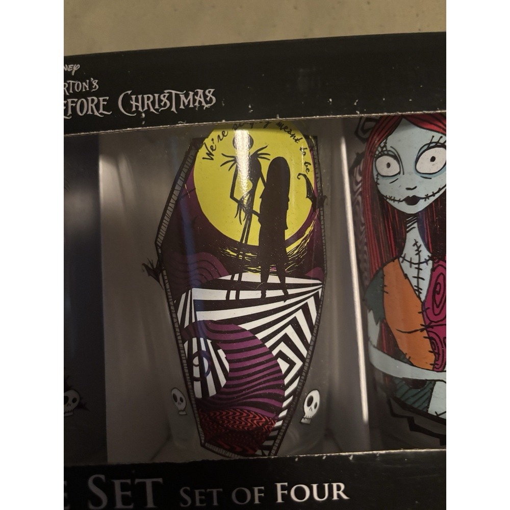 The Nightmare Before Christmas 4-piece Glassware set, 16 oz Each - Picture 5 of 5